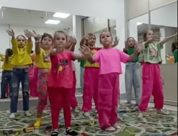 Танцы. Zumba Kids
